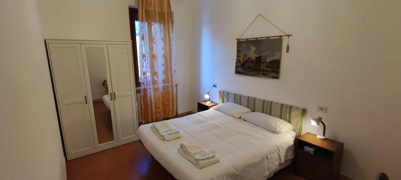 Casa Favaretto Guest House Венеция Италия