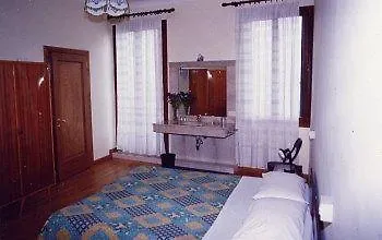 Casa Favaretto Guest House Венеция