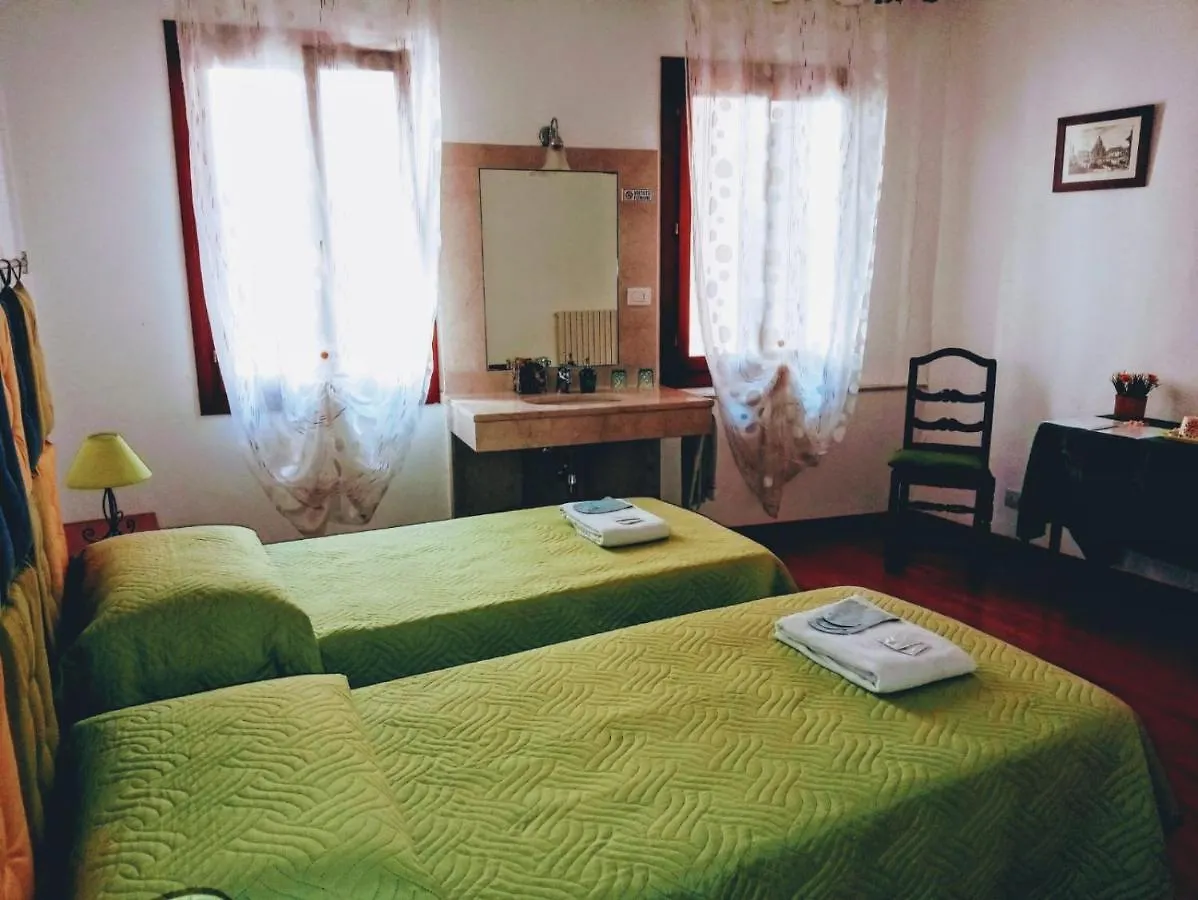 Casa Favaretto Guest House Venice Italy
